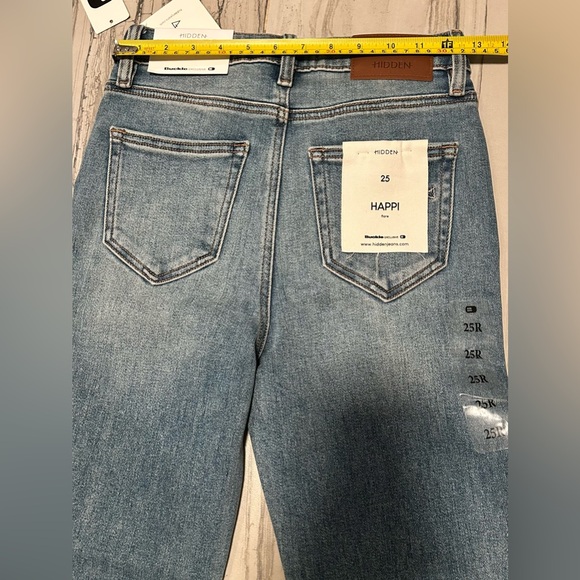 NWT Hidden Happi High Rise Flare Jeans - Picture 5 of 13